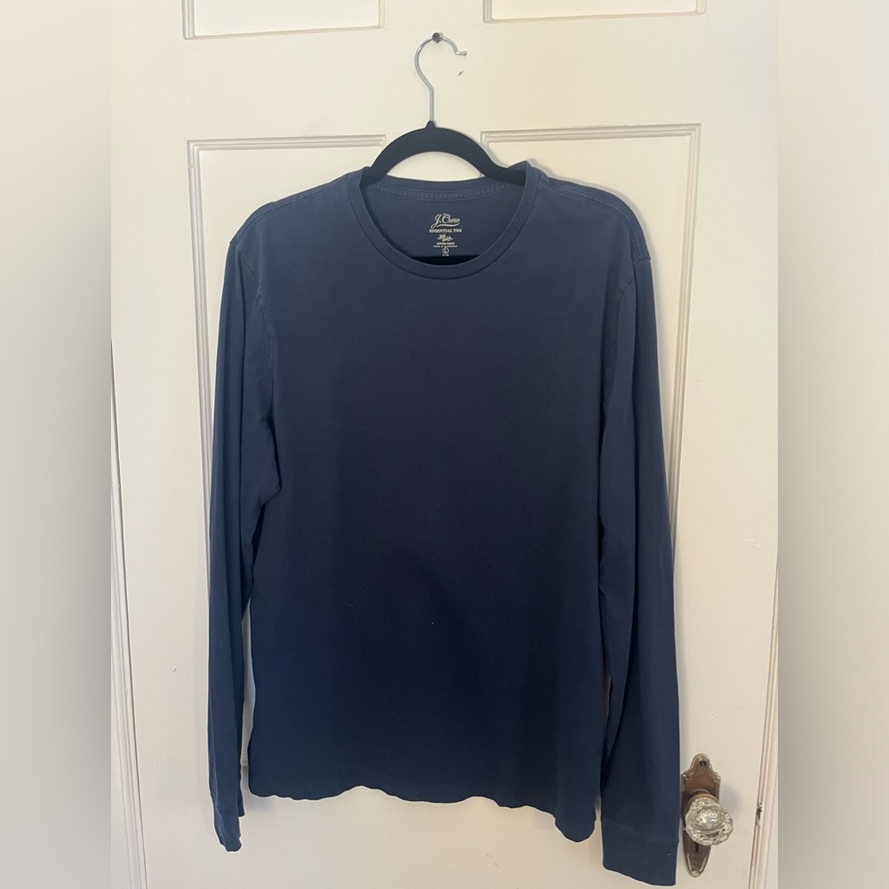 Men’s J. Crew Essential Tee Navy L slim